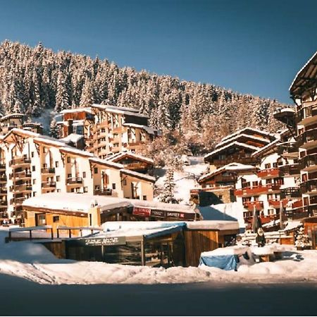 40M2 - Ski Aux Pieds - La Tania - Parking Couvert Buitenkant foto