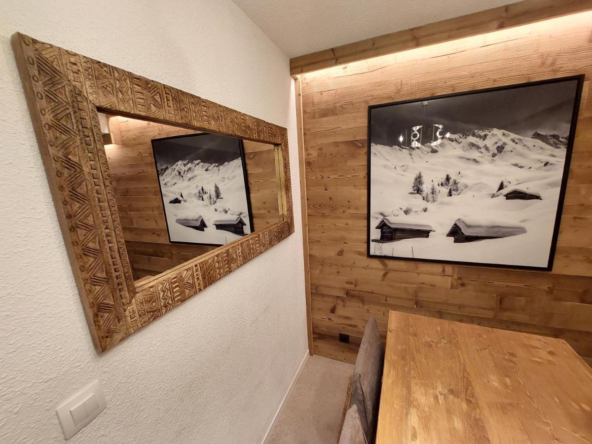 40M2 - Ski Aux Pieds - La Tania - Parking Couvert Buitenkant foto