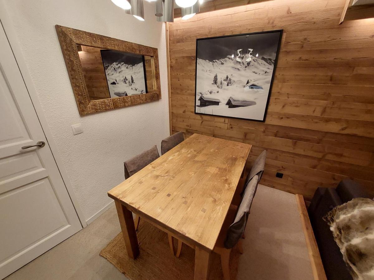 40M2 - Ski Aux Pieds - La Tania - Parking Couvert Buitenkant foto